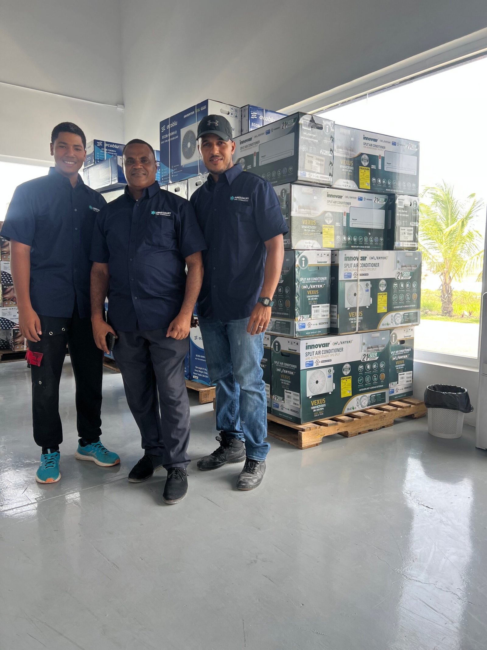 Equipo de técnicos de Aires Daury